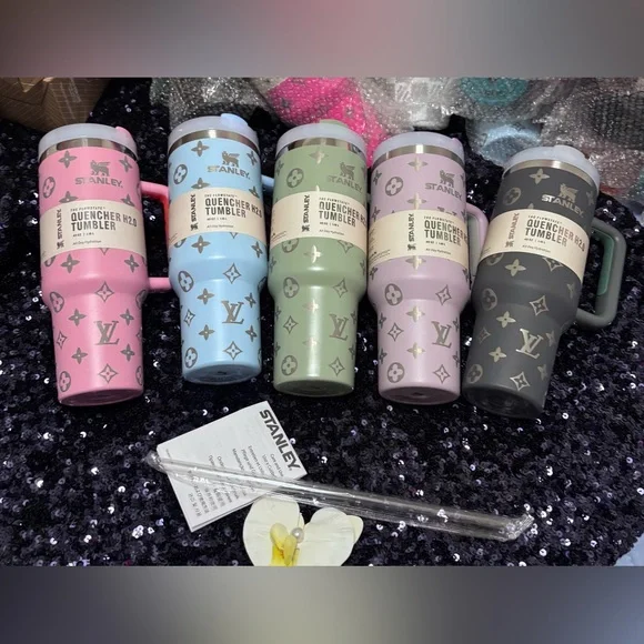 Stanley Gray/silver Quencher H2.0 Tumbler - Picture 4 of 4